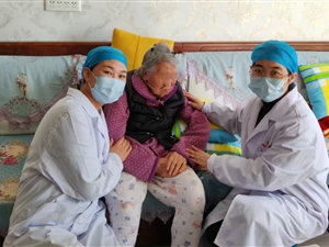 兰大二院普通外科开展“互联网+基础护理”上门更换胃管服务