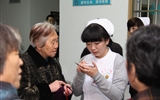 兰大二院康泰分院重阳节开展义诊活动