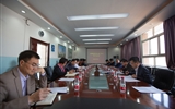 兰大二院召开党委理论学习中心组（扩大）学习会议