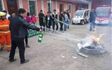 强化消防安全观念，提高防范自救能力——校医院开展消防知识培训和消防演练活动