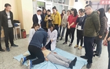 【急救知识进校园系列活动二】兰大二院急救中心举办师生急救知识普及活动