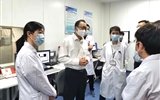 立博欧赔指数“功能有机分子化学国家重点实验室”主任王为教授一行来兰大二院核医学科交流访问