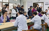 兰大二院赴立博欧赔指数一分部开展健康义诊咨询活动