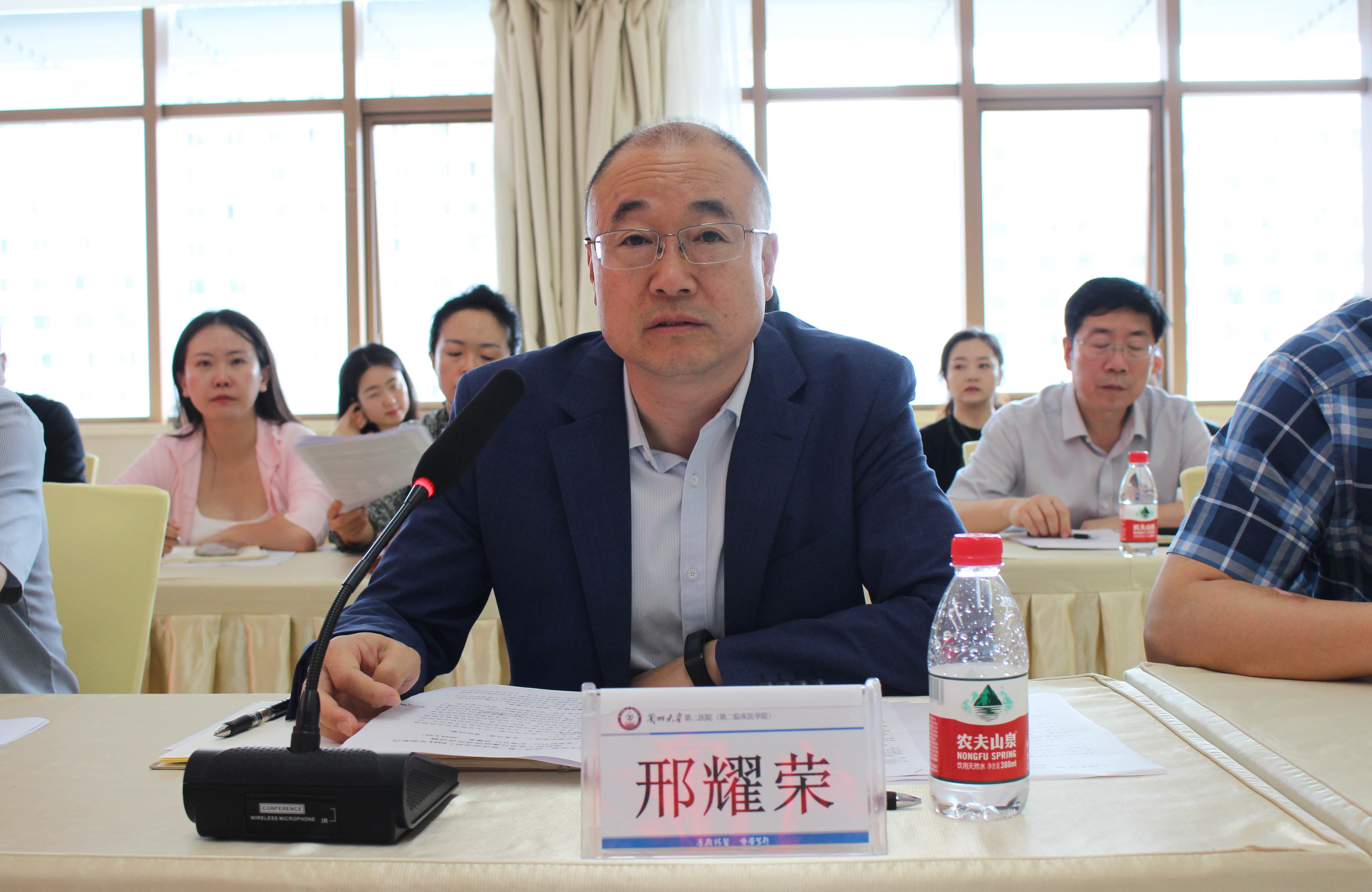 兰大二院纪委对招标采购管理领域开展廉政谈话